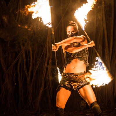 GF Olivia Mancino, teacher GuateFlow learn Flow Arts4
