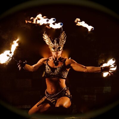 GF Olivia Mancino, teacher GuateFlow learn Flow Arts8