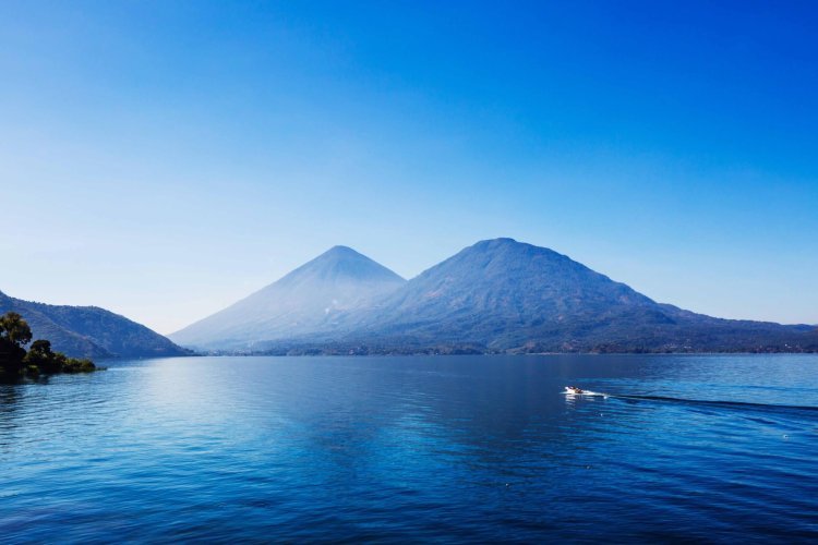 atitlan-lake3GuateFlow-8